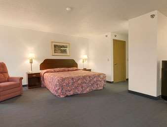 מלון Super 8 By Wyndham Cresco Ia חדר תמונה